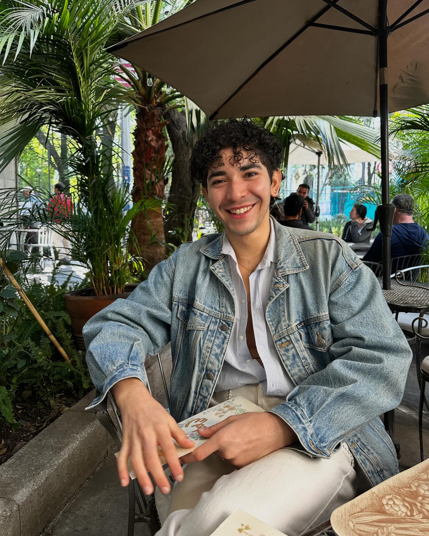 🫔✊🏽😭all i crave are mole tamales… my CDMX guide for foodies and beyond is below 🇲🇽 

I’ve dreamed of traveling to CDMX a