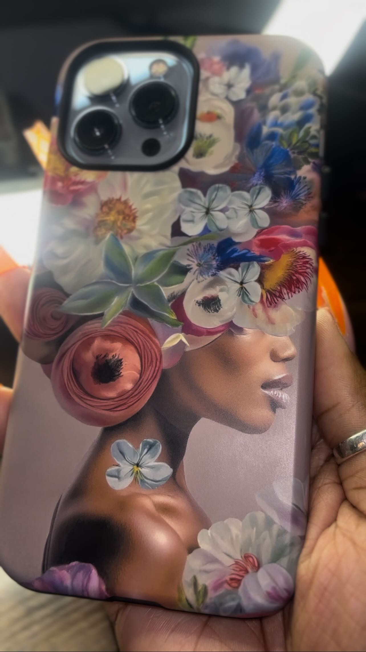 I’m so obsessed with my new @bespokeaspect phone case! 😍

📲 Its durable, original, vibrant, and uniquely me. Because why