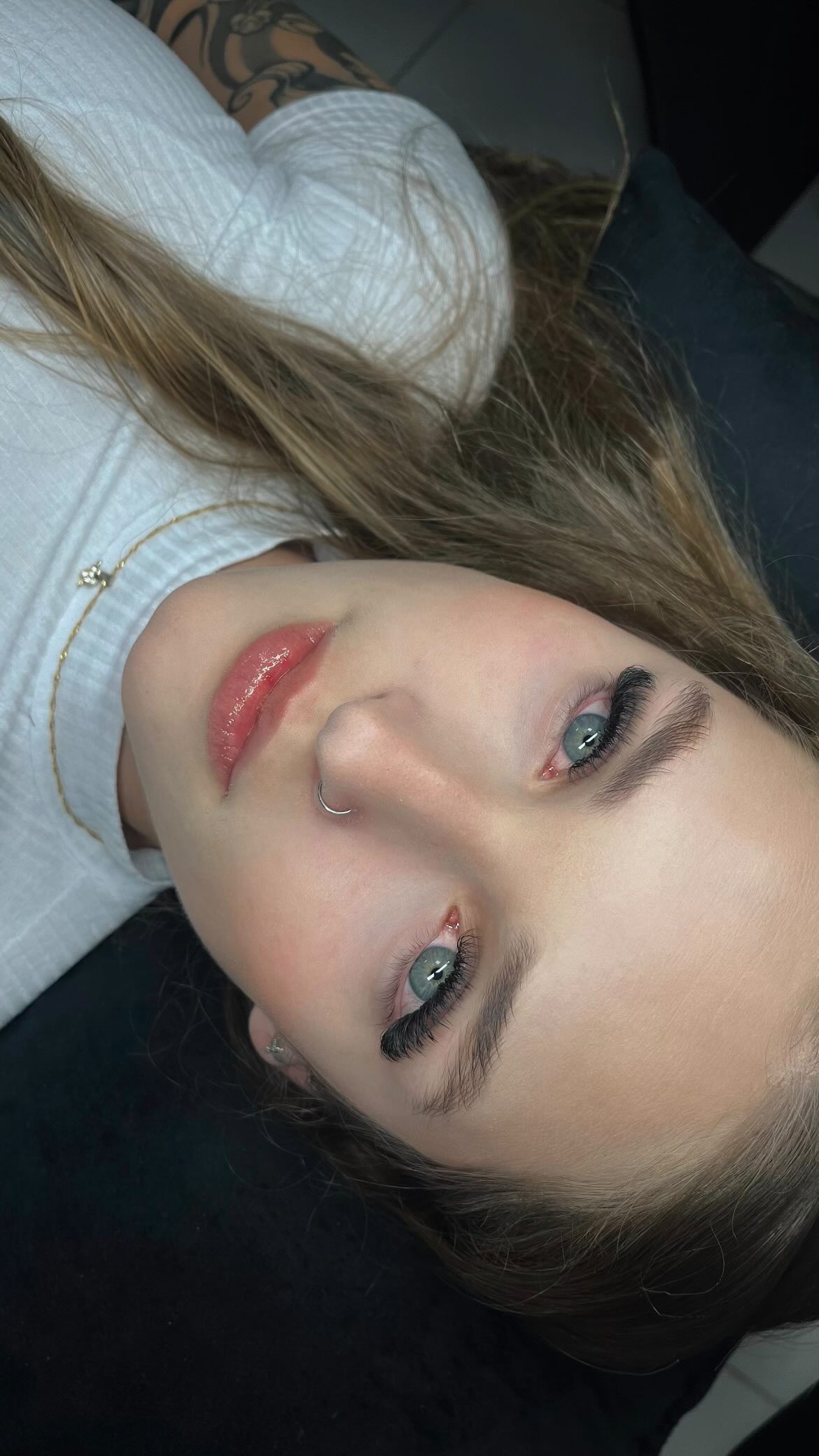 A paz no olhar de quem vai acordar pronta amanhã 😮‍💨🖤

#volumebrasileiro #lashgoals #lovelashes