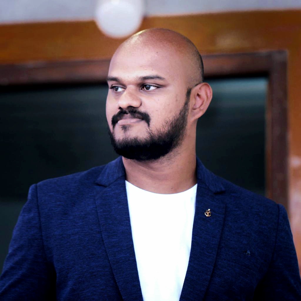 BioSite profile picture for @shreyas