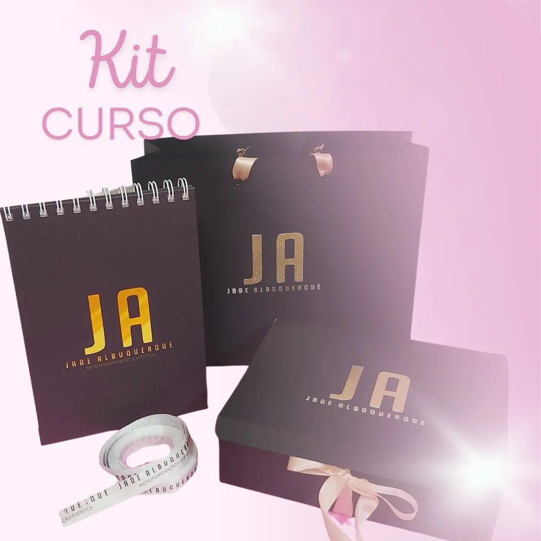 Papelaria linda que saiu hoje do nosso Office. 

Delicadeza nunca é demais na preparação dos Kit para cursos.