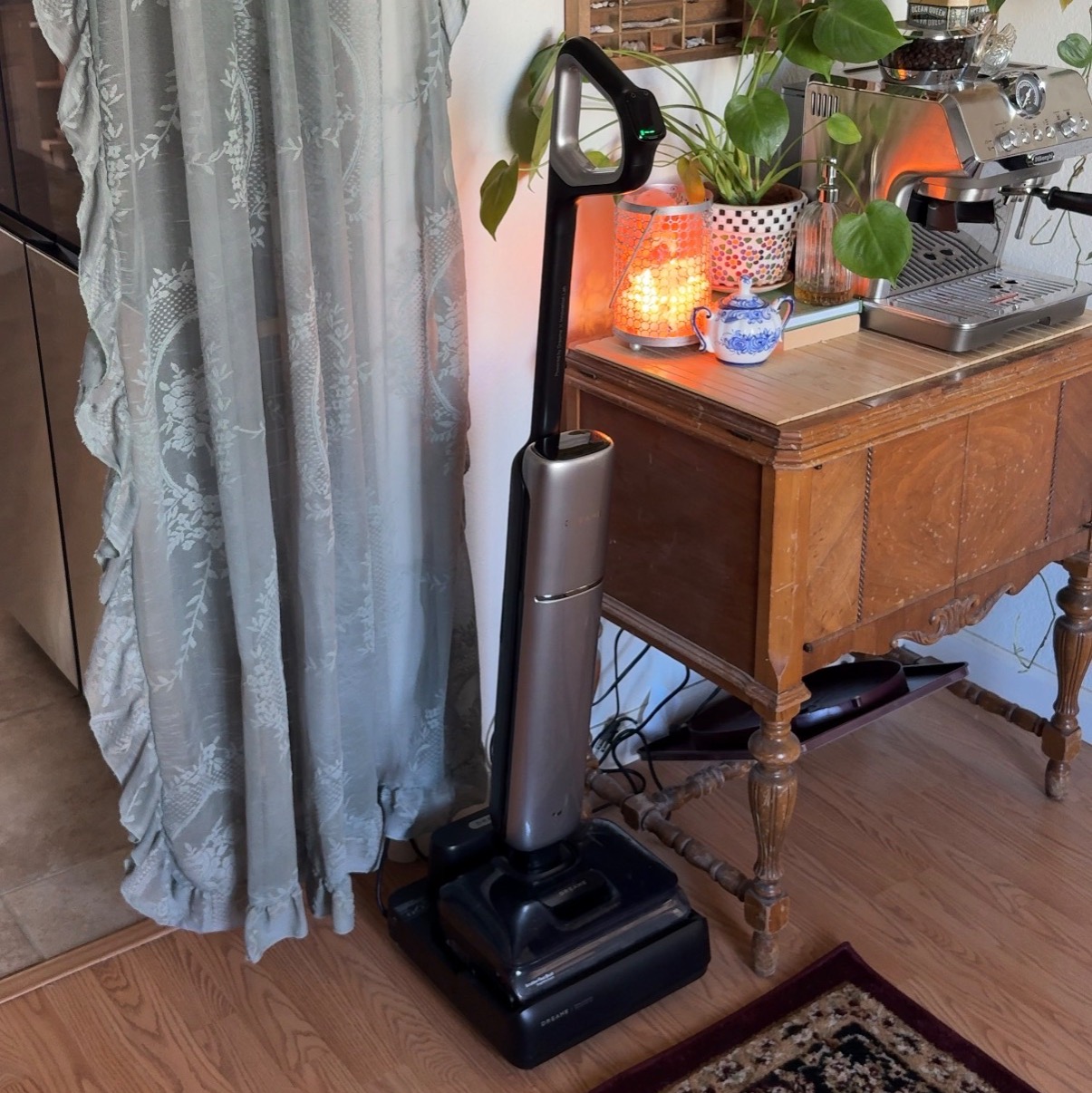 Dreame Wet Dry Vacuum Cleaner Aero Pro+AEROPLIFEH thumbnail