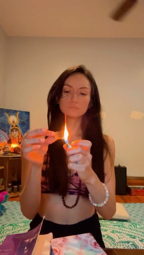 #oracle #tarot #oraclecards #divination #tarotcards #tarotreadersofinstagram #tarotreading #spirituality #tarotreader #w
