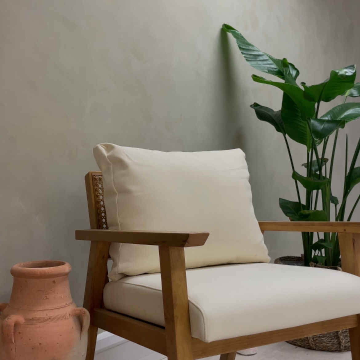 Book an appointment at IDRA thumbnail