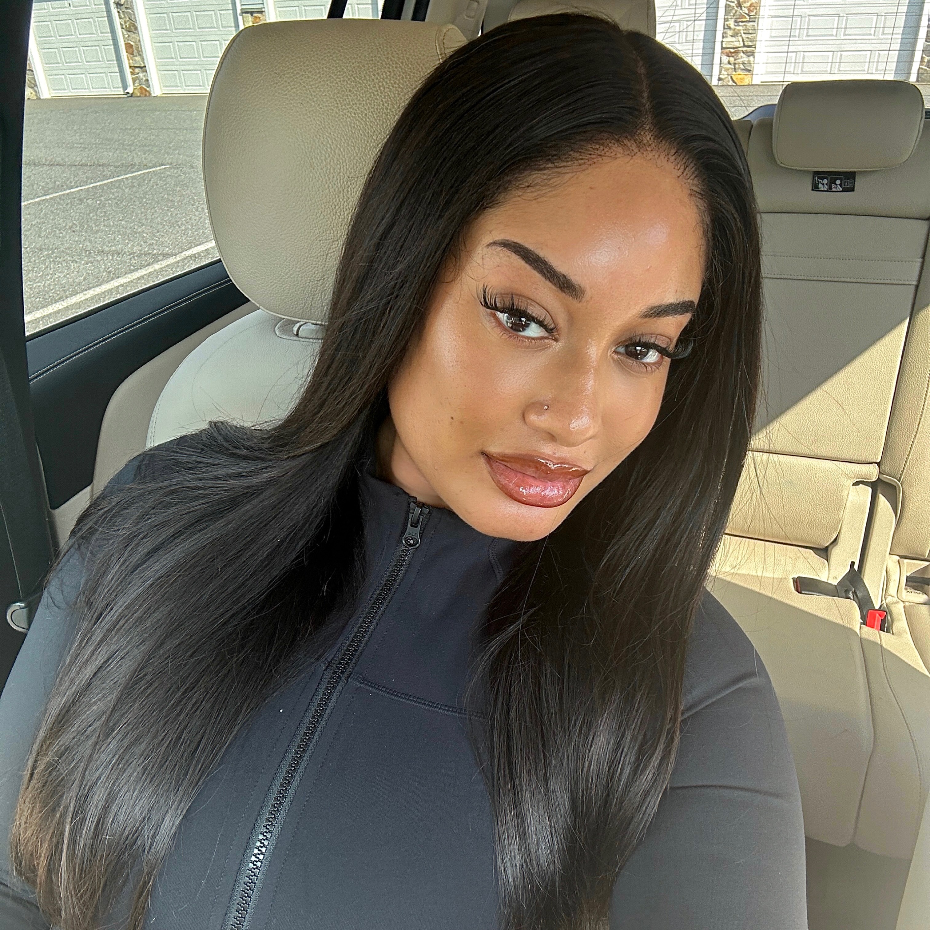 Megalook 13x6 glueless straight wig thumbnail