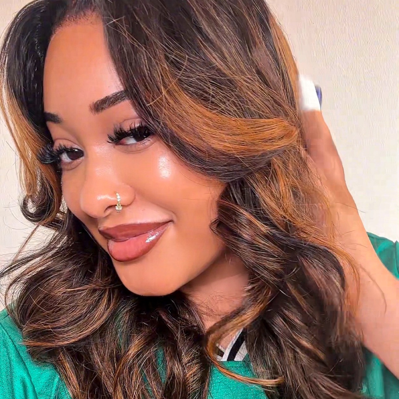 😍🔥UNice 7x5 Bye Bye Slip™ Wig Glueless Lace Balayage Highlight Body Wave Drawstring Curtain Bangs Wig, ♥️code:bye18 get 18%OFF🔥😍 thumbnail