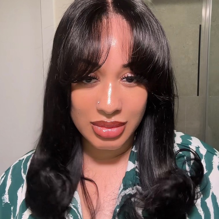 Jessie's Wig| Pre Everything Wavy Layer Cut Glueless Wig With Curtain Bangs Human Hair, TT15 for 15% off thumbnail