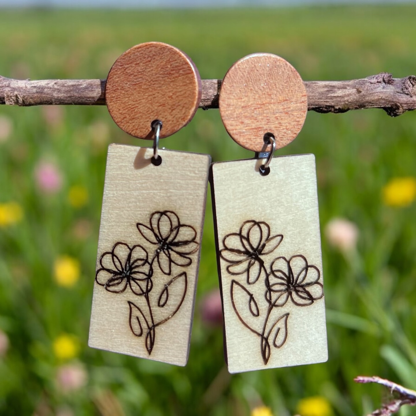 Engraved Blossoms Wood Earrings ~ Available now at Treble Market

#treblemarket #woodearrings #flowers #earrings #jewelr