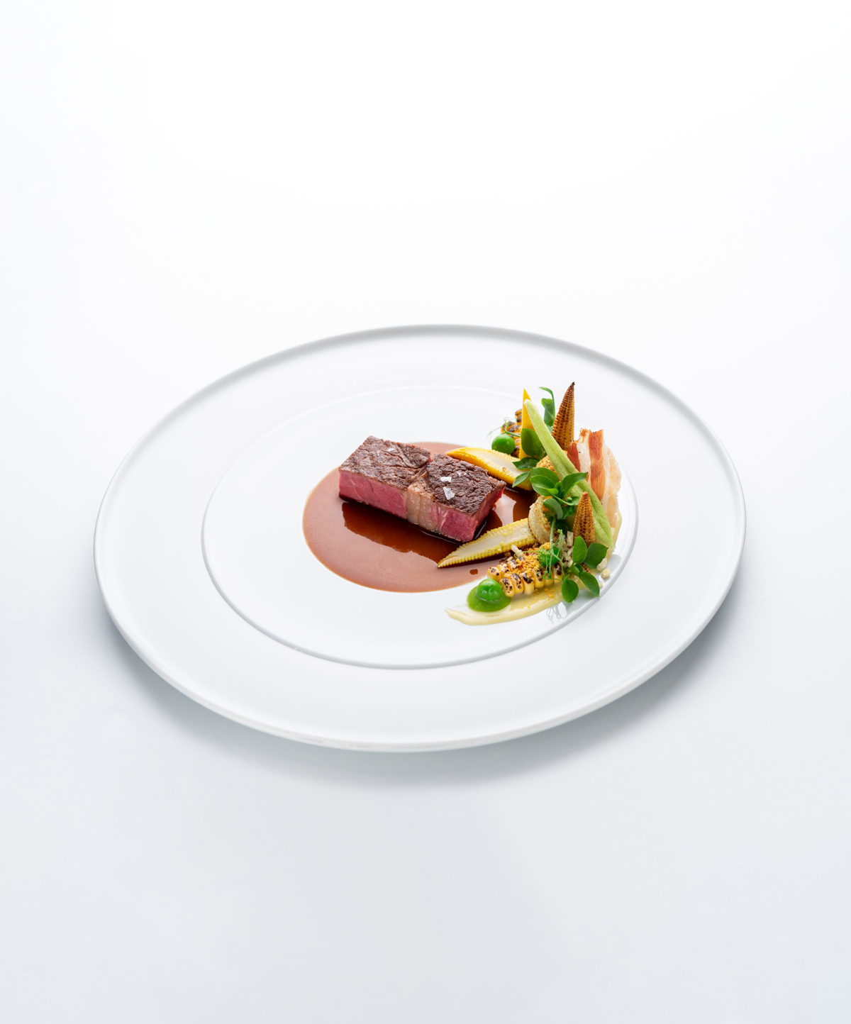 Hochrippe, Mais & Vogelmiere – ein Signature Dish aus FAUNA thumbnail