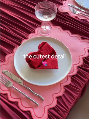 The cutest touch for a valentines or galentines table!! 💘💋🫶🏼 The easiest heart shaped napkin fold tutorial — you can kee