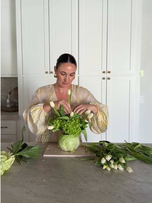 3 easy floral ideas for Easter and spring!! 🌷✨ Happy hosting 😘🐰 Easter florals, #Easterbrunch, spring florals, #springfl