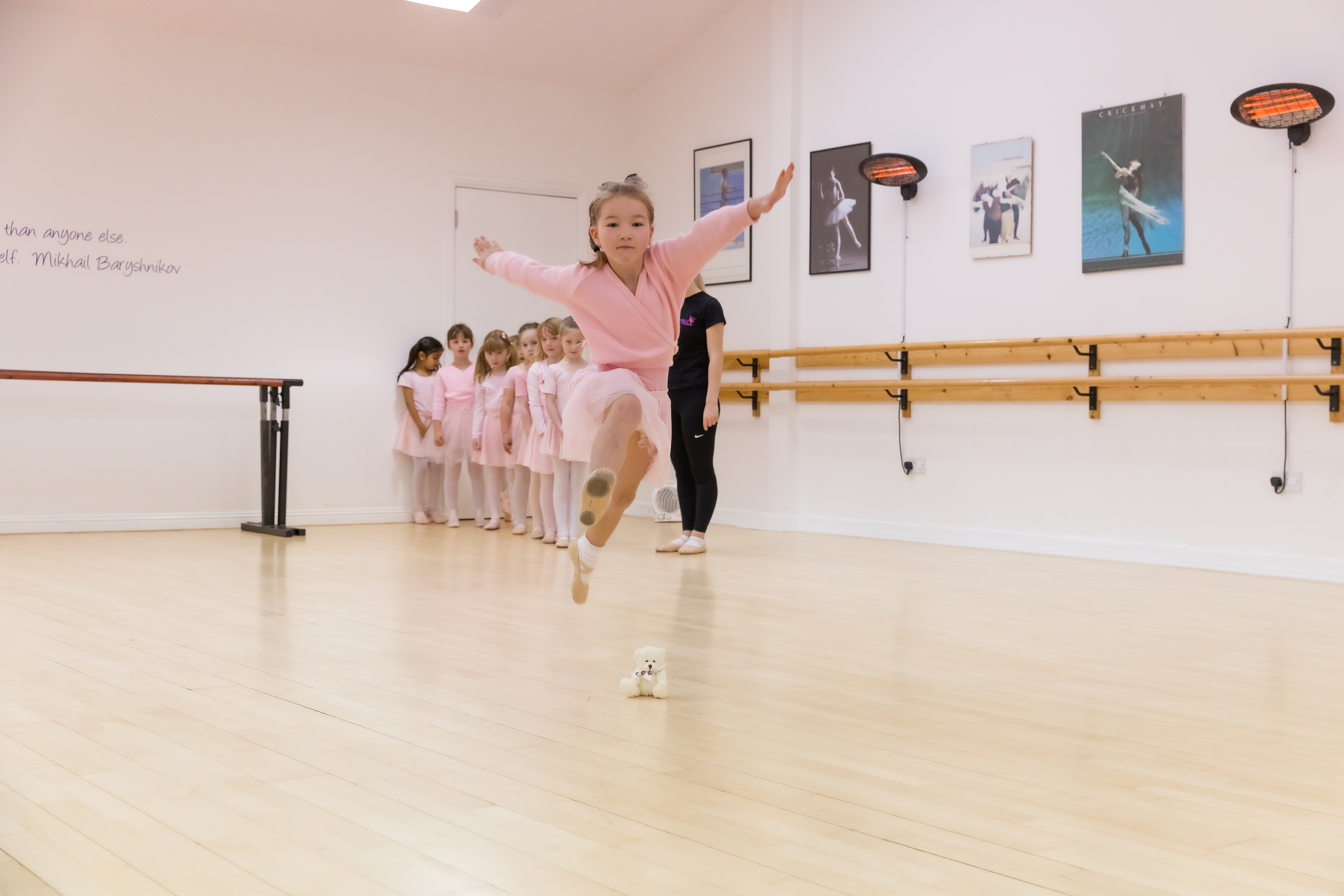 Enquiries for dance classes thumbnail