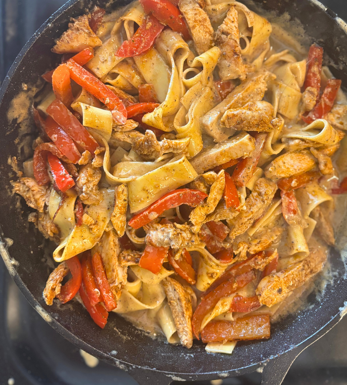 Old Bay Chicken & Bell Pepper Fettuccine Alfredo thumbnail