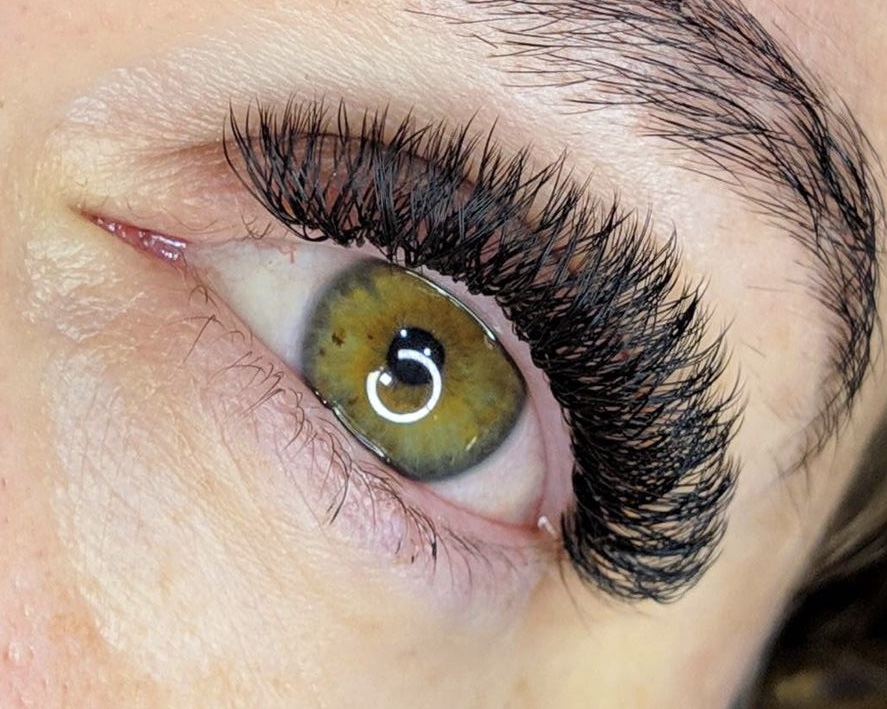 [EXTENSÃO DE CÍLIOS] Deixe o seu olhar mais marcante e tenha praticidade! thumbnail