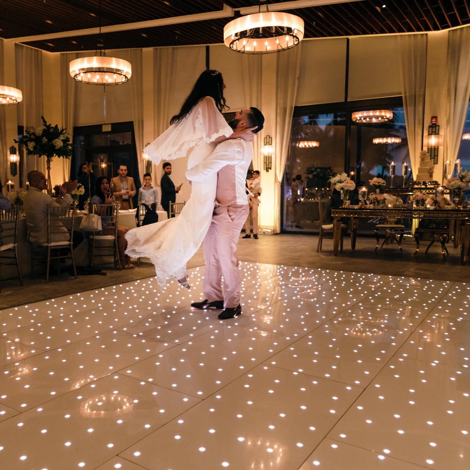 How to Make the Most of Your Wedding Venue in Photos: Ask Ivvor Rocha Photography — Ivvor Rocha Photography | San Juan, Puerto Rico thumbnail