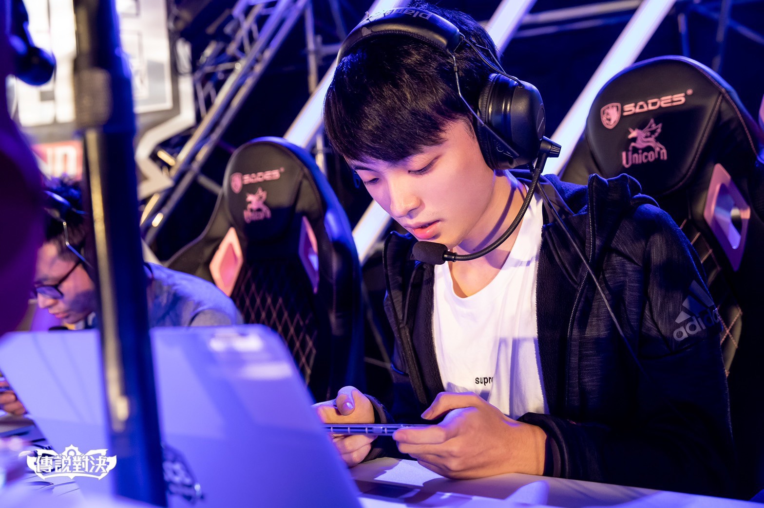 永恆菁英電競遊戲陪玩 thumbnail