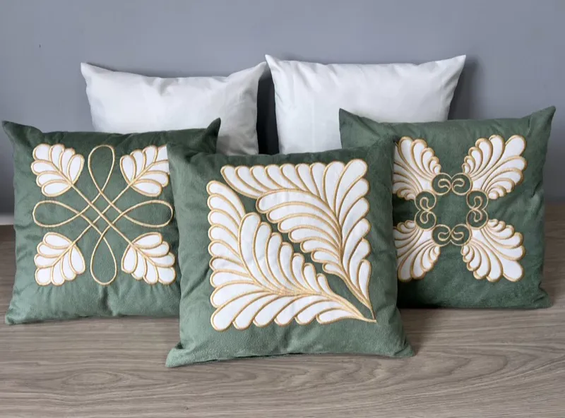 KIT 5 CAPA DE ALMOFADA TECIDO SUEDE BORDADA ALTA QUALIDADE thumbnail