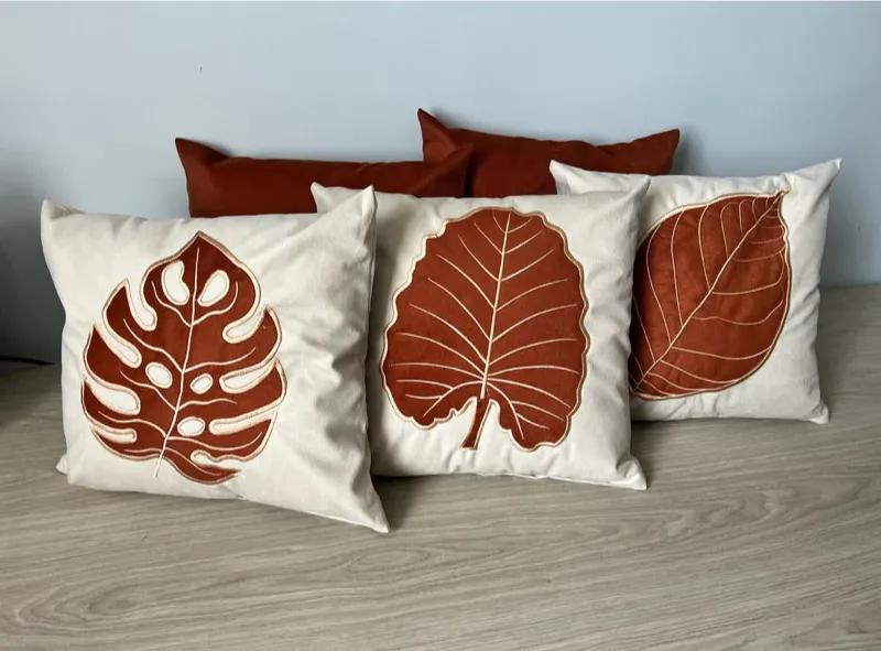 KIT 5 CAPA DE ALMOFADA TECIDO SUEDE BORDADA ALTA QUALIDADE thumbnail