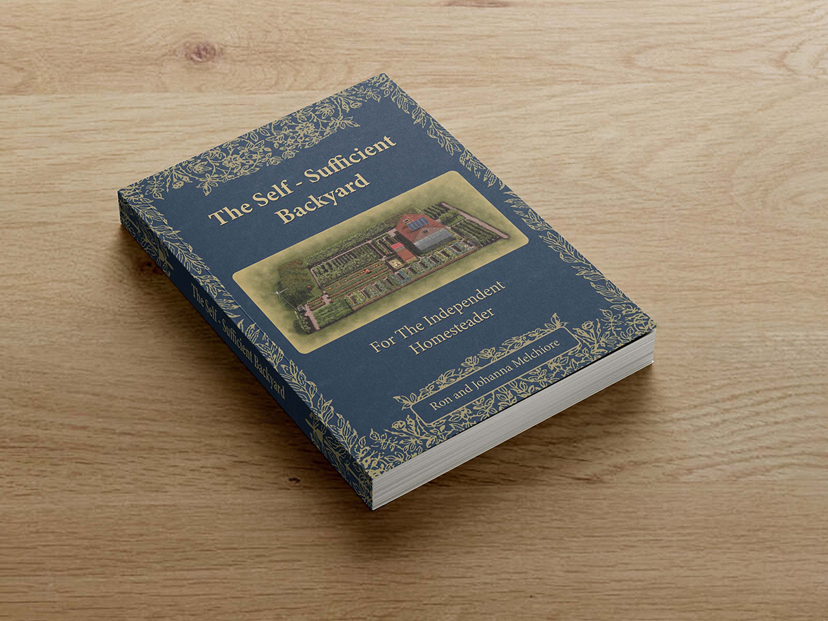 The Self-Sufficient Backyard-COMPRA AQUI  thumbnail