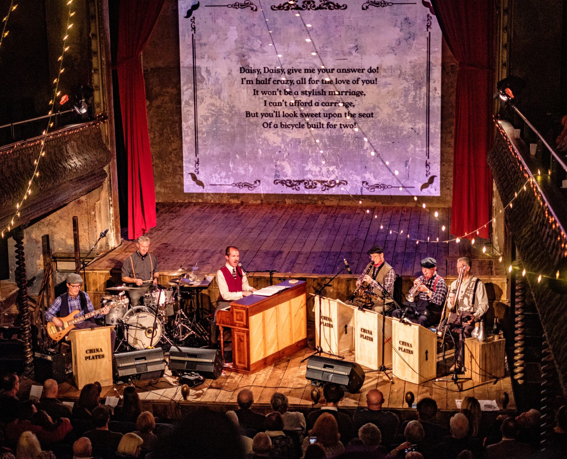 Carradine’s Cockney Sing-a-Long @ Wilton's Music Hall, London - Wed 10th June @ 7pm thumbnail