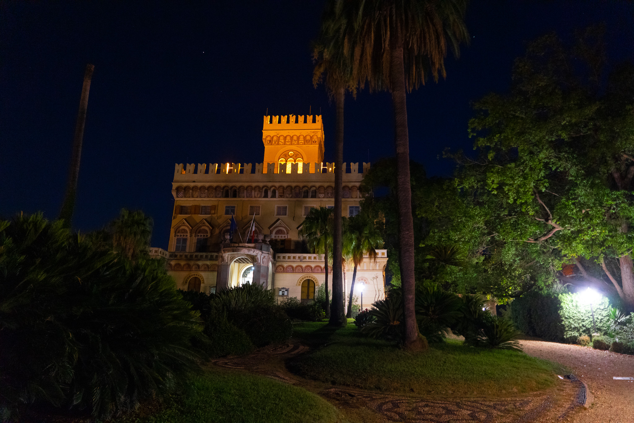 Arenzano, Villa Negrotto Cambiaso thumbnail