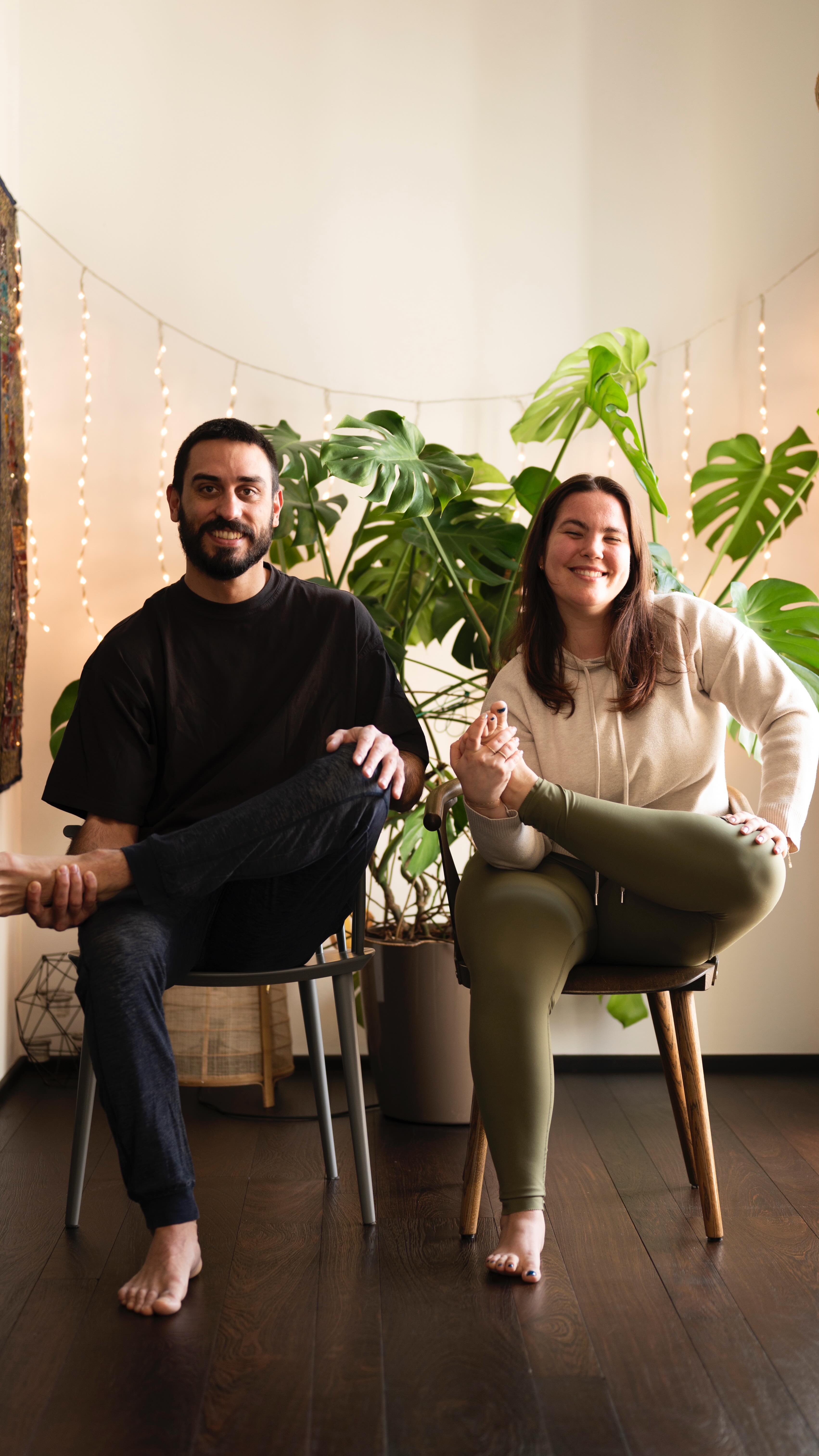 Parliamo di spazi, di strumenti e di accessibilità nel mondo dello yoga.
Quante volte si danno per scontati degli aspet