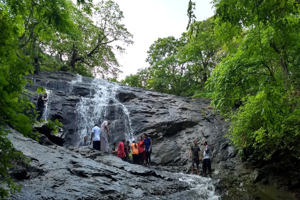 taxi service in thane thumbnail