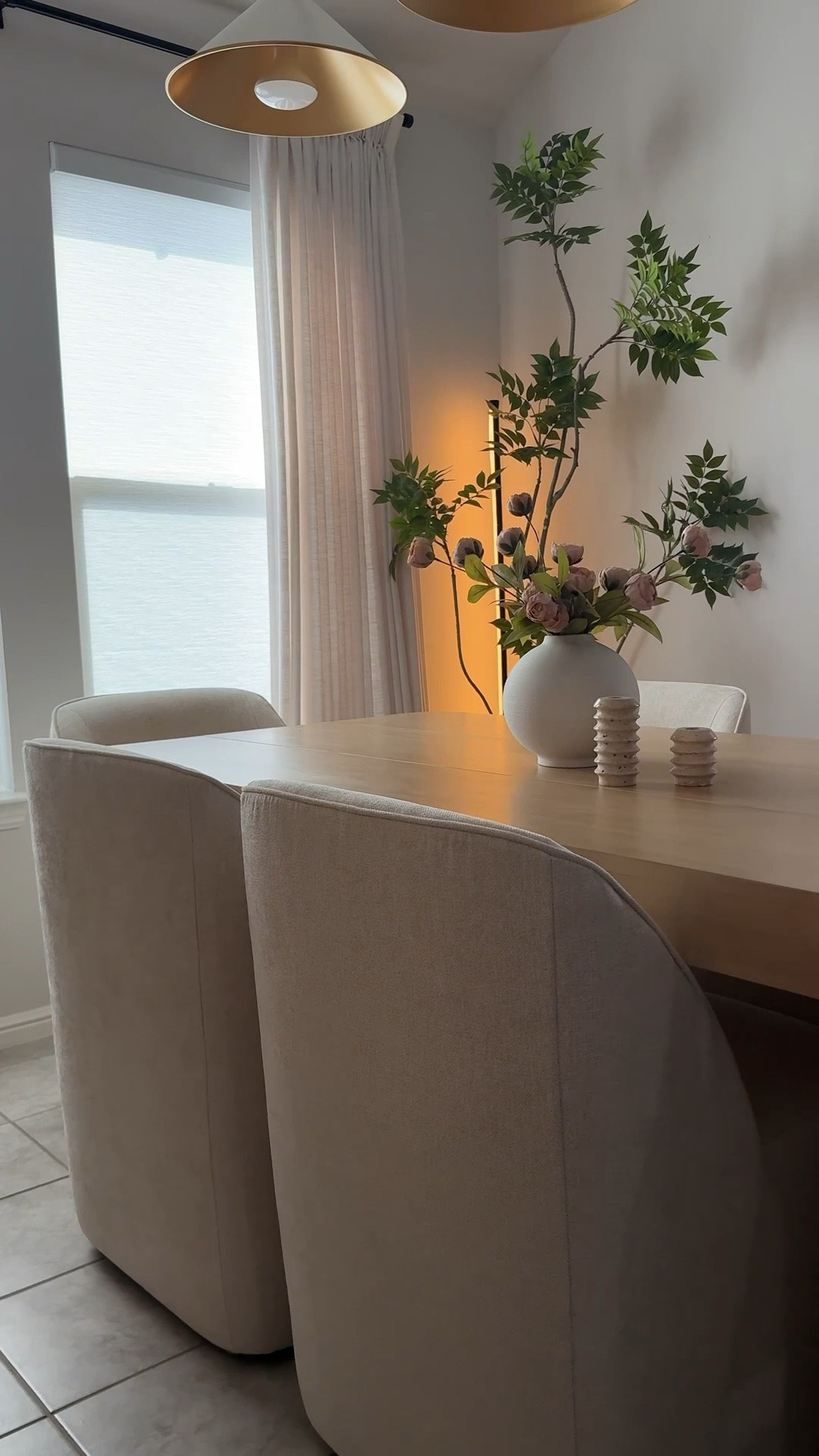 Dinner Chairs thumbnail