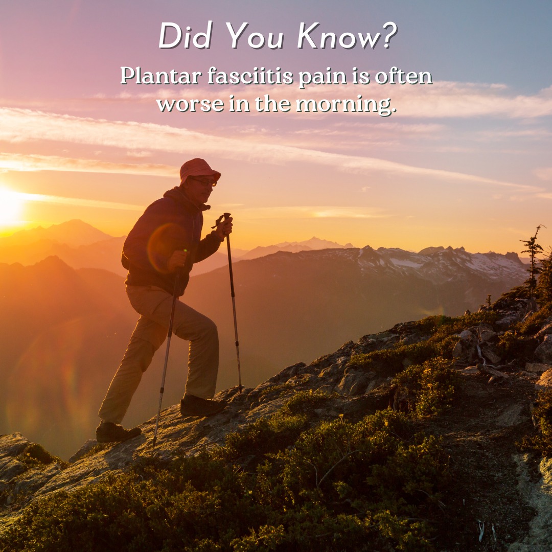 👣 Rise and Shine! 🌅 Did you know? Plantar fasciitis pain tends to be most intense in the morning. This discomfort can ma