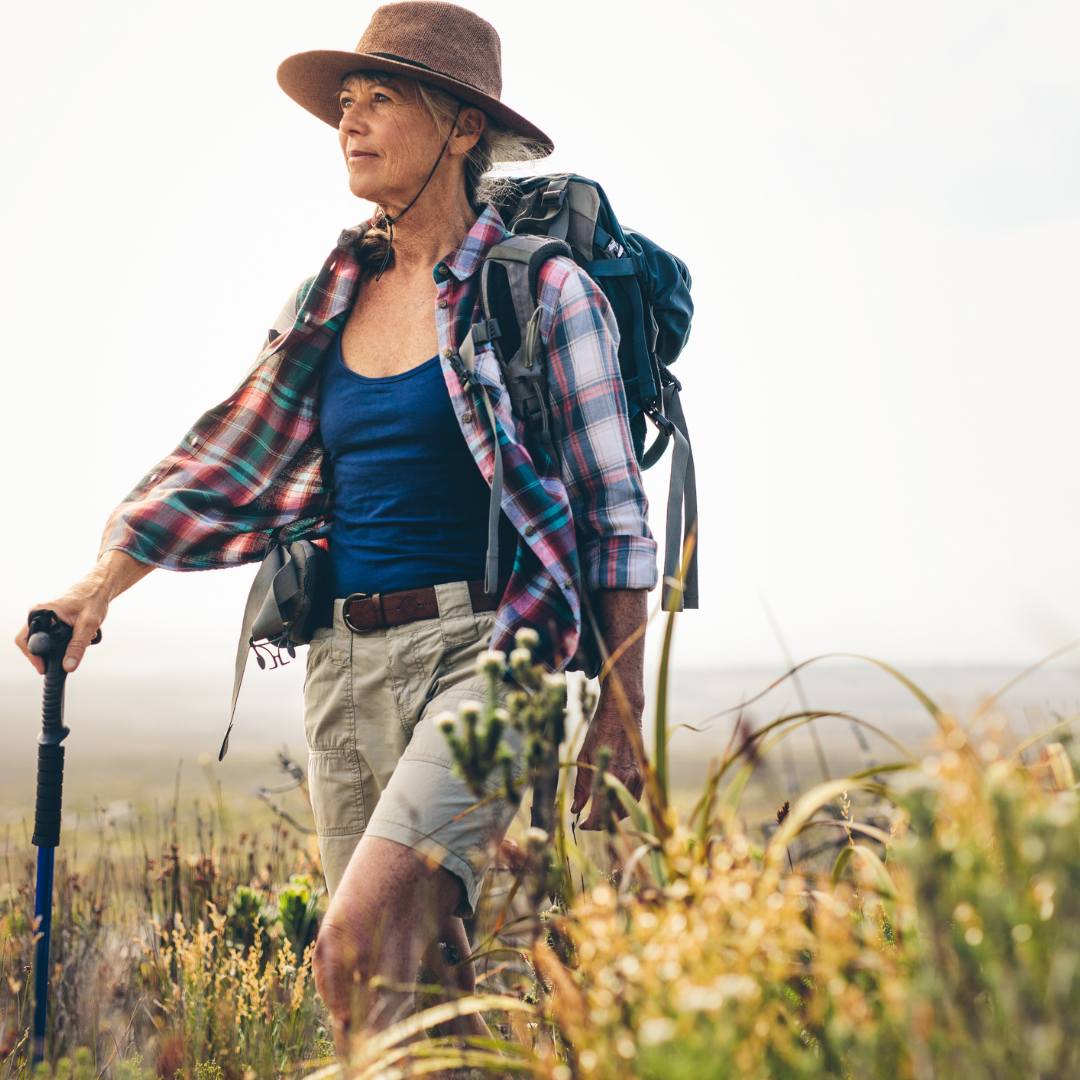 🦵 Knee pain can arise from various causes such as osteoarthritis, tendonitis, or even simple overuse. It's not just an i