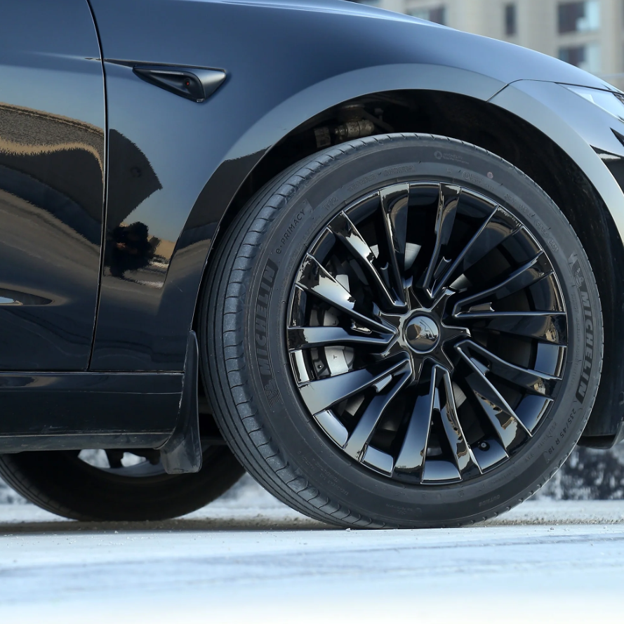 Tesla Model 3 Highland 18" Nova Style Wheel Covers | Photon Caps thumbnail