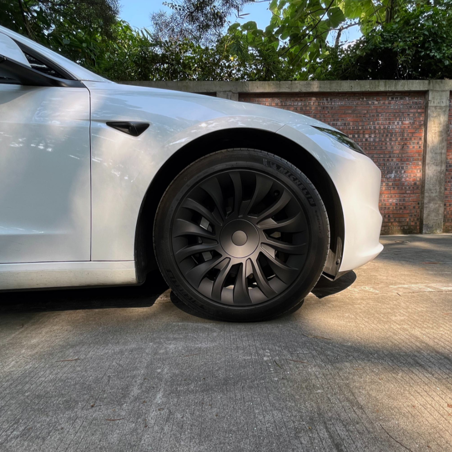 Uberturbine Aero Wheel Covers for Tesla 2024+ New Model 3 Highland 18’ thumbnail