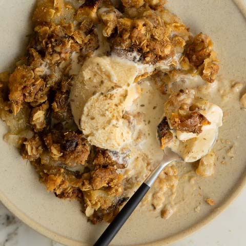 Cardamom & Fennel Seed Browned Butter Apple Crumble with Caramelised White Chocolate thumbnail