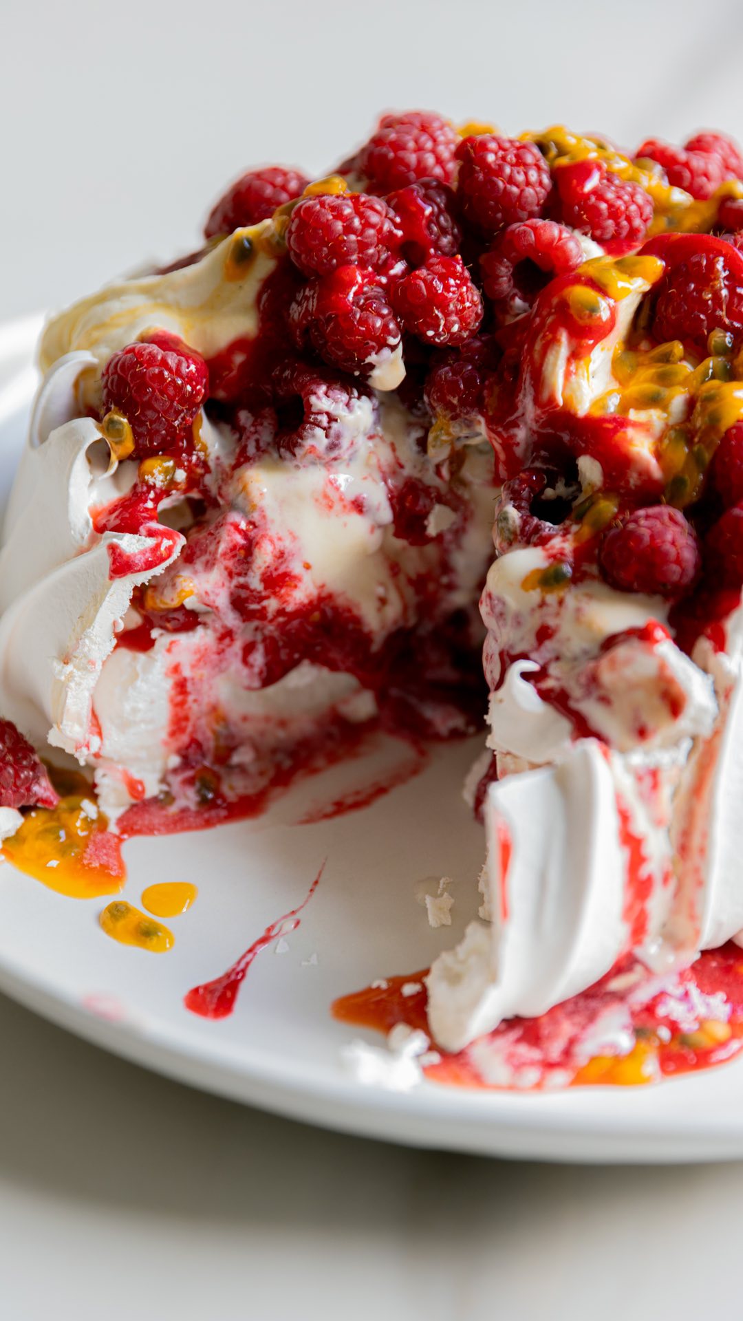 NEW RECIPES ✨ Summer Pavlova with Ice Cream, Fresh Raspberries & Passionfruit + Peach, Tomato & Feta Galette with Fennel