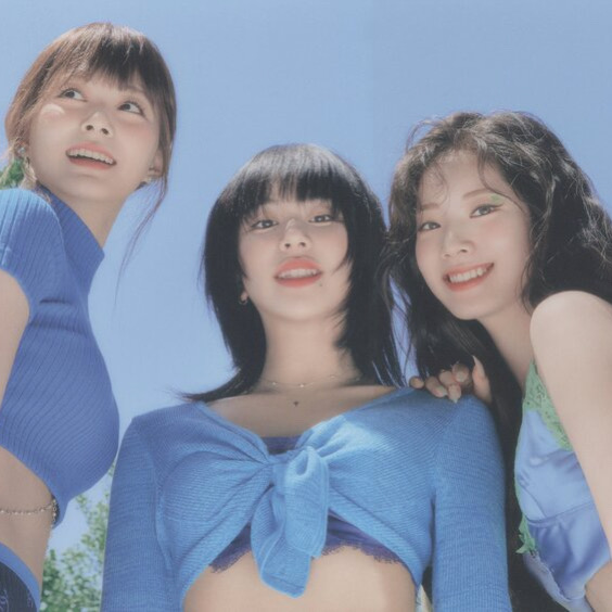 Spotify; Spring Kpop Playlist🌸 thumbnail