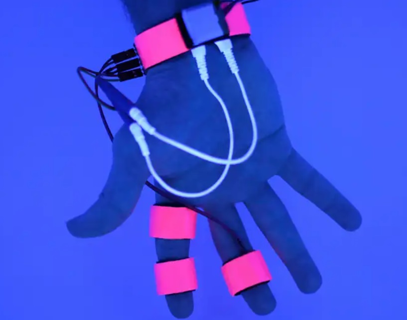 Dream Engineering: Träume beeinflussen auf Knopfdruck (DW Text) thumbnail