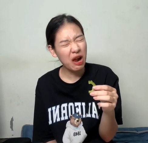 áo đây nhá  đừng có cười :( thumbnail