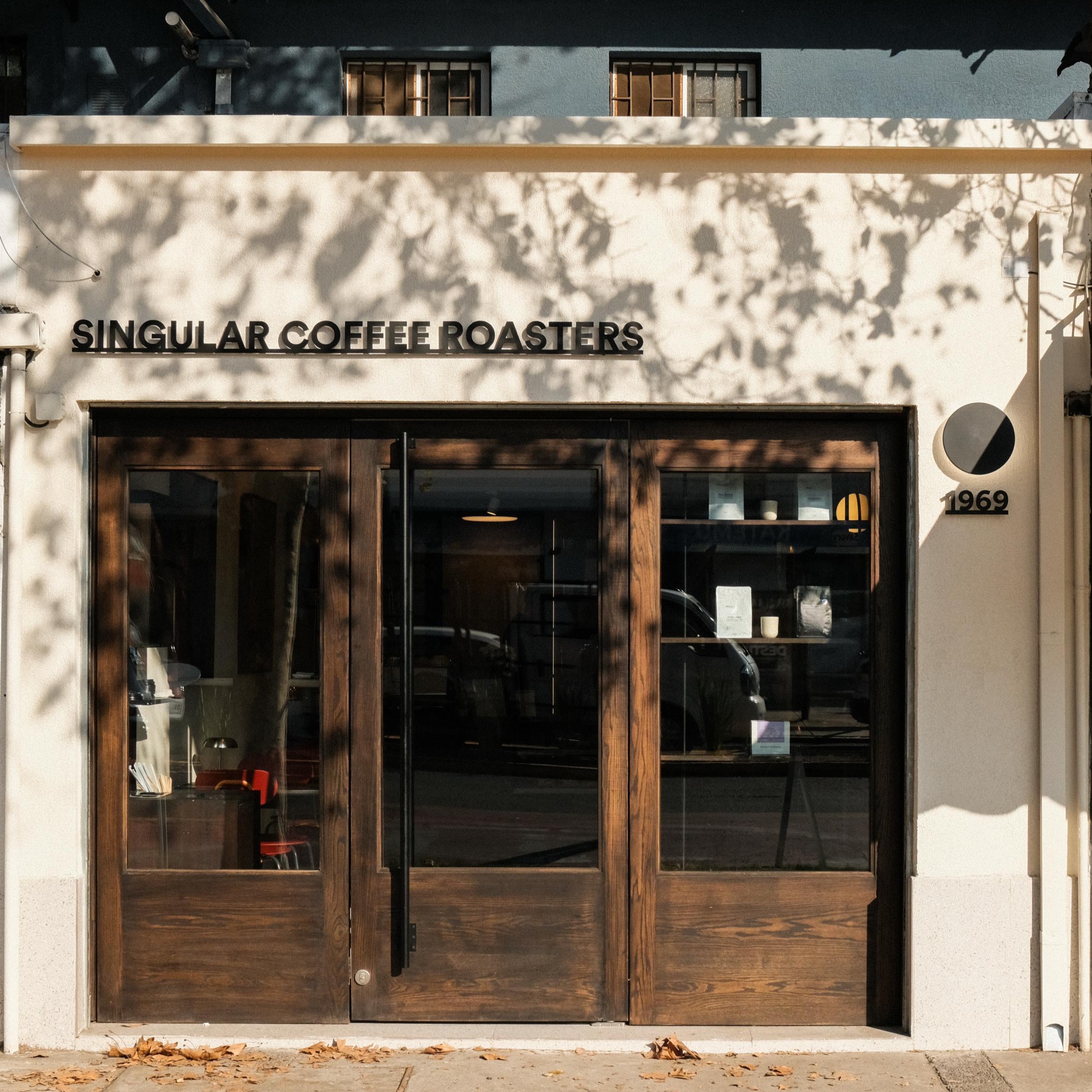 LOS LEONES thumbnail