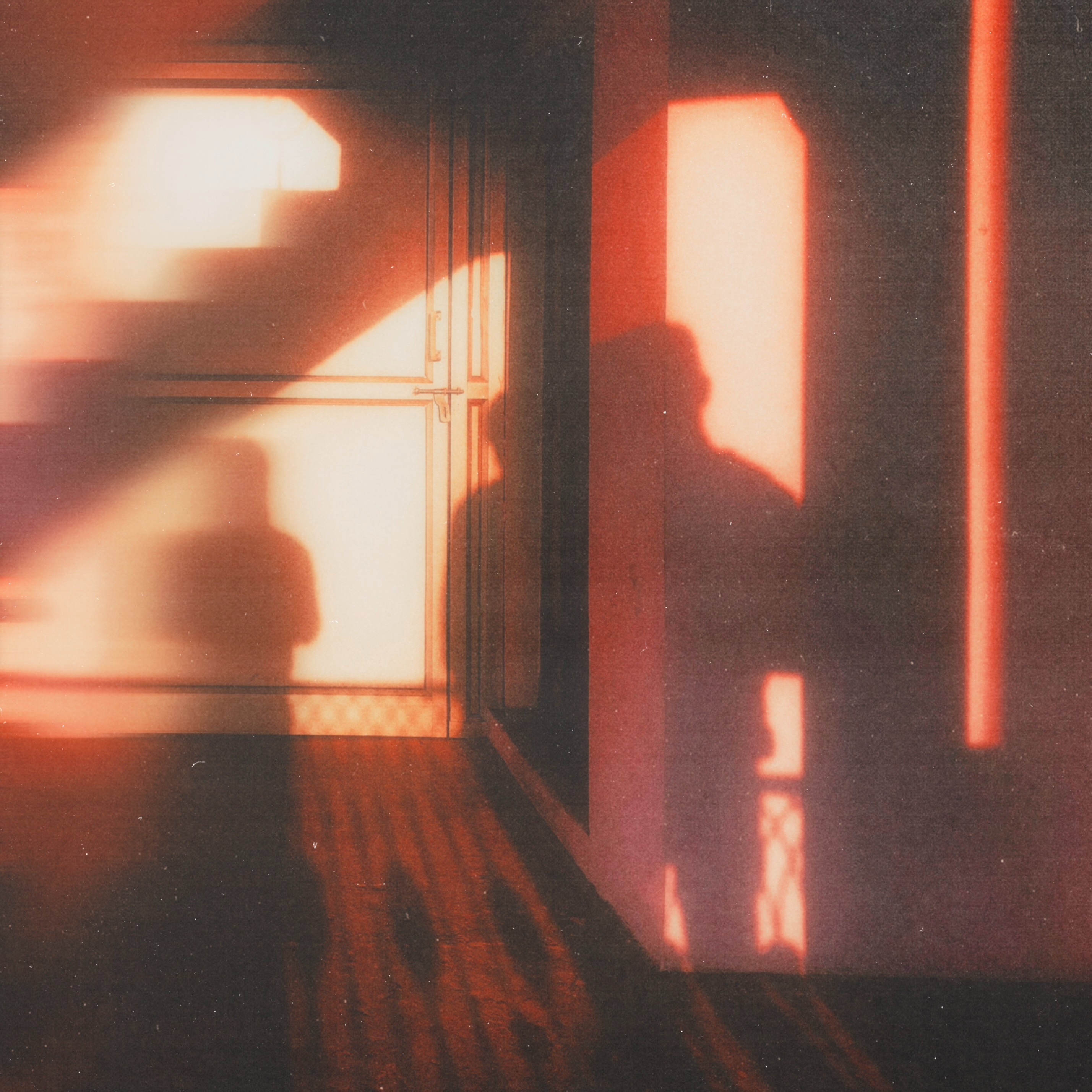 DON'T LET GO feat. Jessie Villa thumbnail
