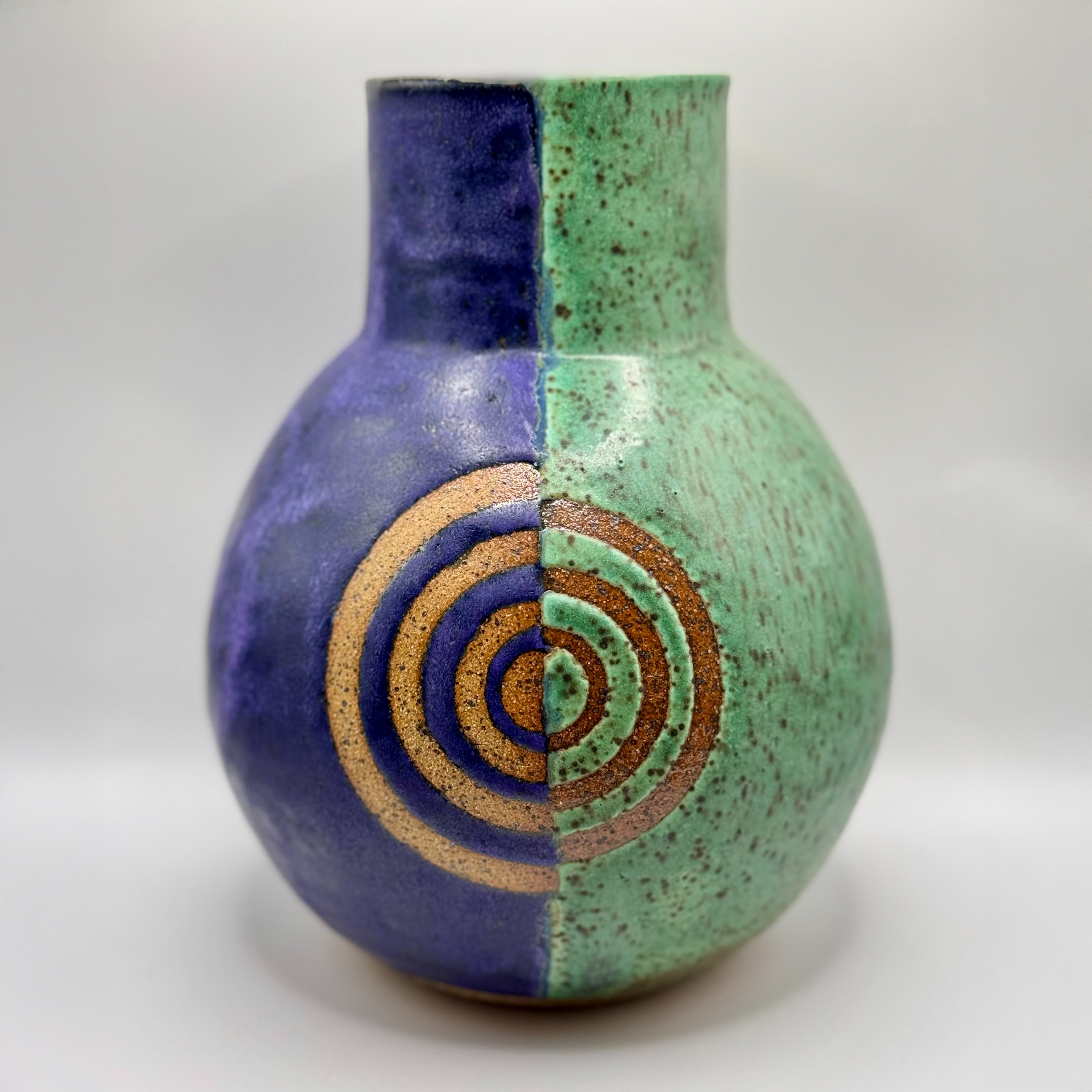 *NEW* 2025 Ceramics Collection – VESSELDOM thumbnail