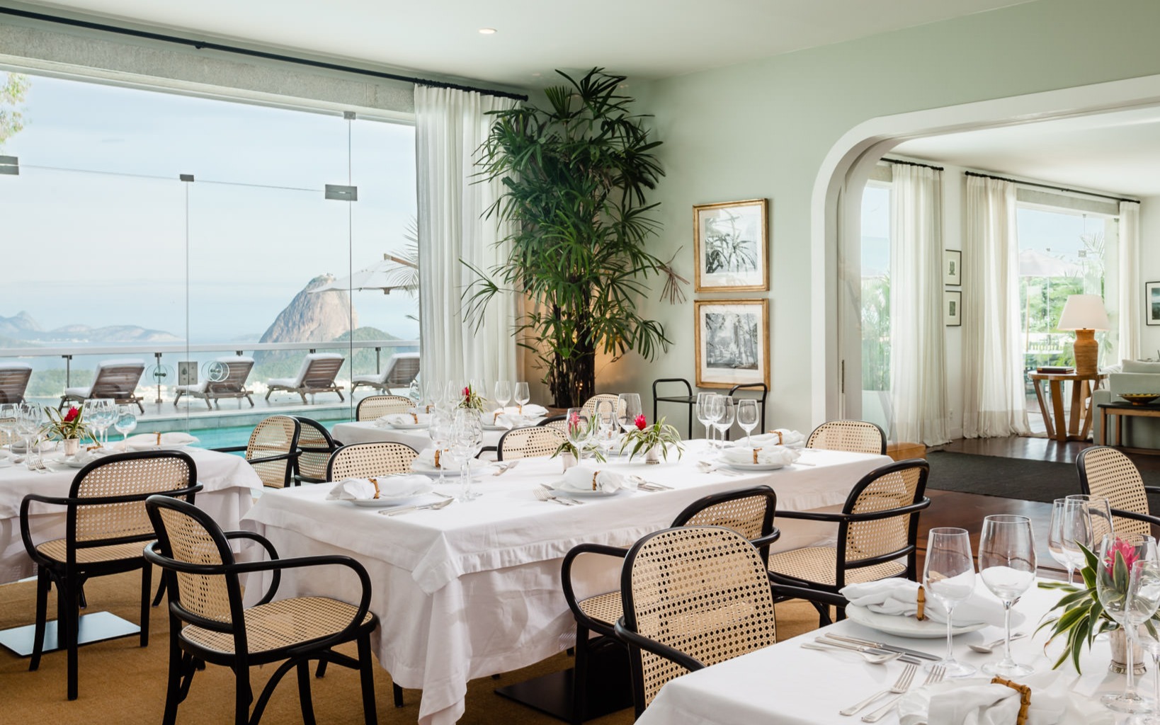 RESTAURANT thumbnail