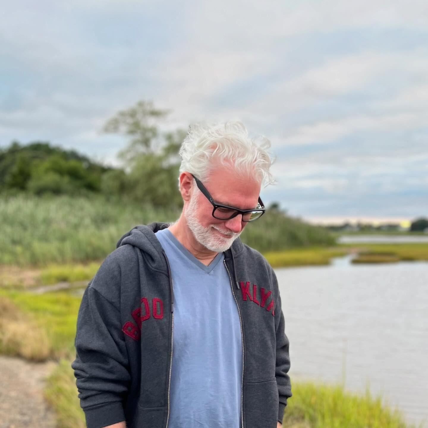 Author website thumbnail