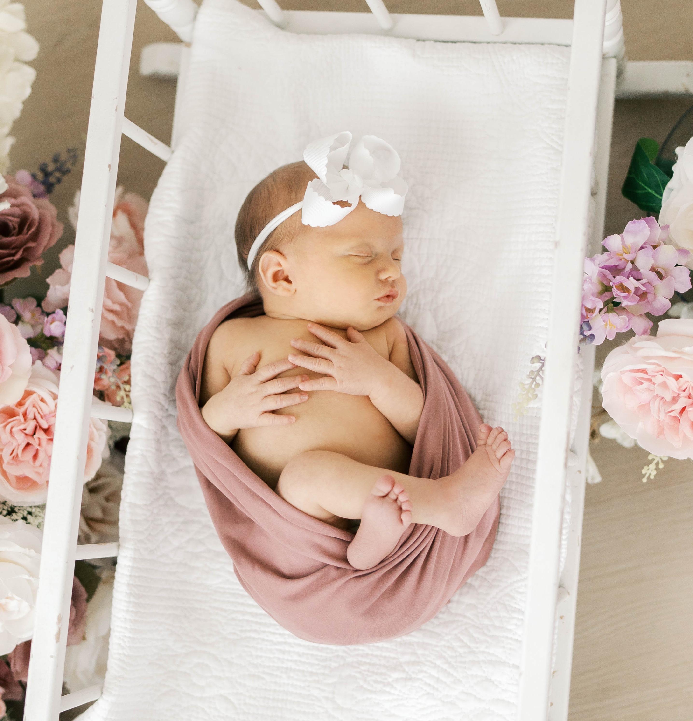 NEWBORN SESSION INQUIRY thumbnail