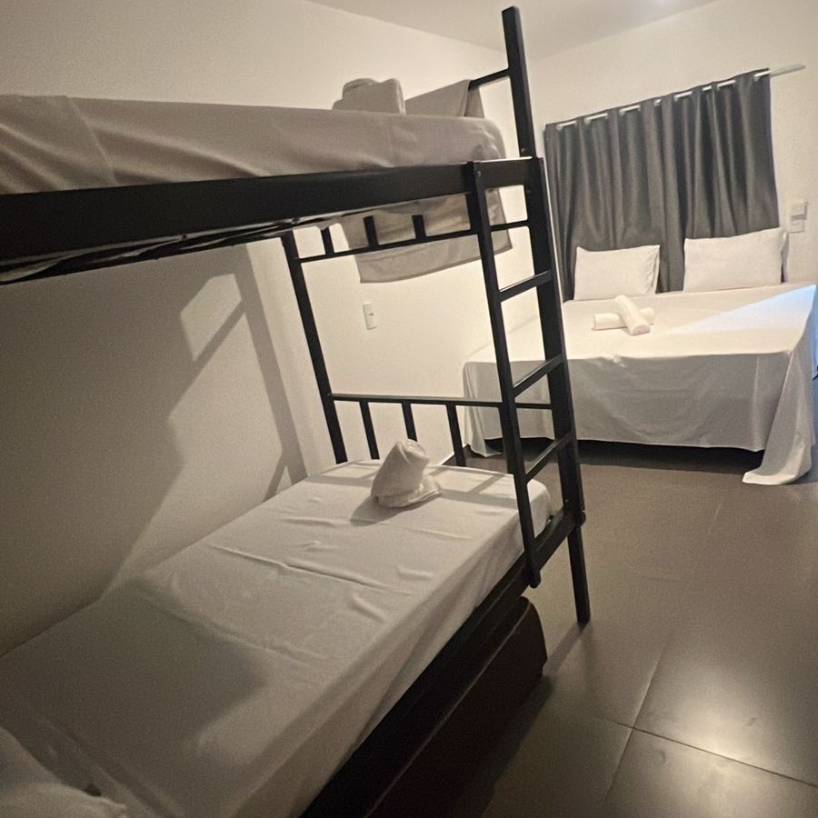 Kitnet 15 para 5 pessoas cozinha externa thumbnail