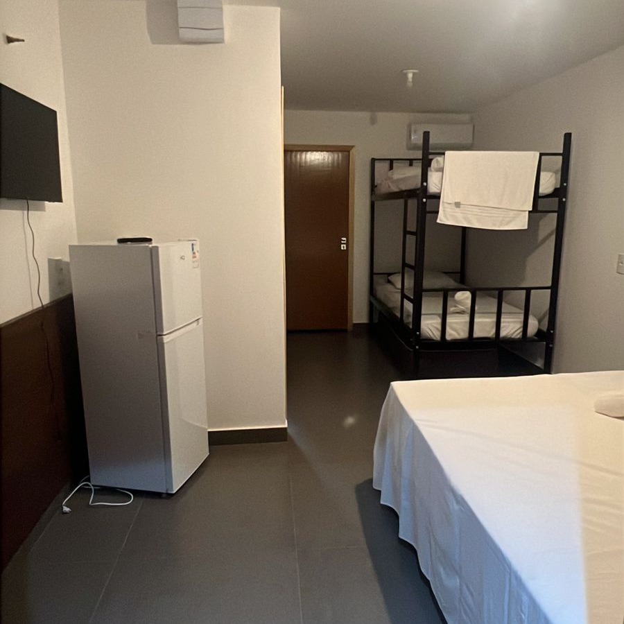 Kitnet 16 para 5 pessoas cozinha externa thumbnail