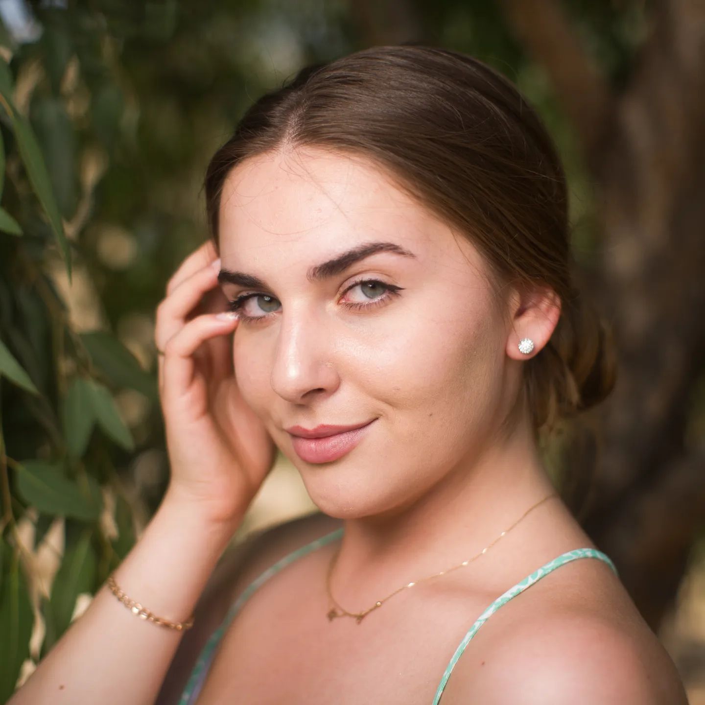 Charming beauty
.
.
.
.
#portraitphotography 
#nikon 
#godox 
#ad200 
#outdoorphotography 
#outdoorportraits 
#beauty
#b