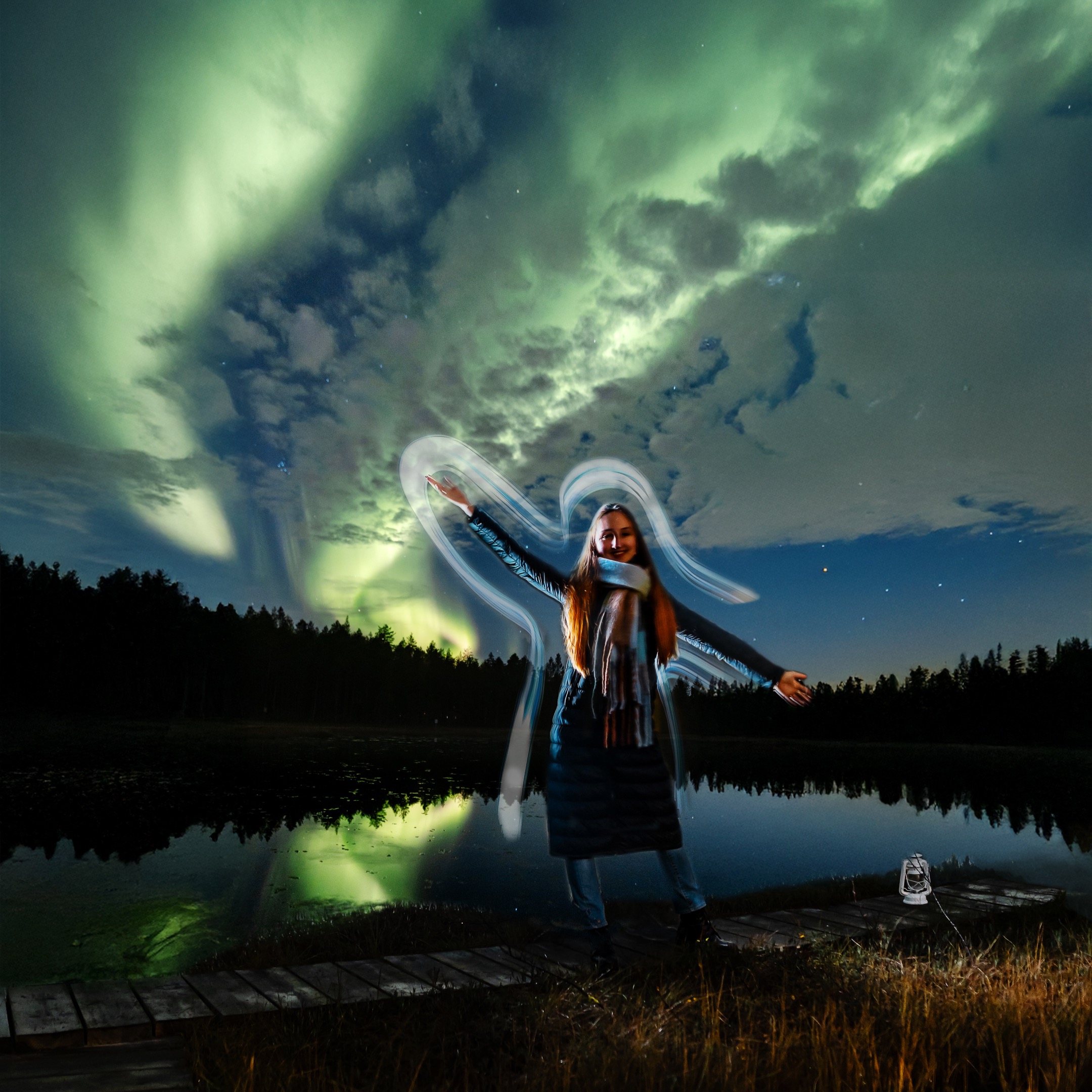 Autumn: Aurora hunting photo tour - Safartica thumbnail