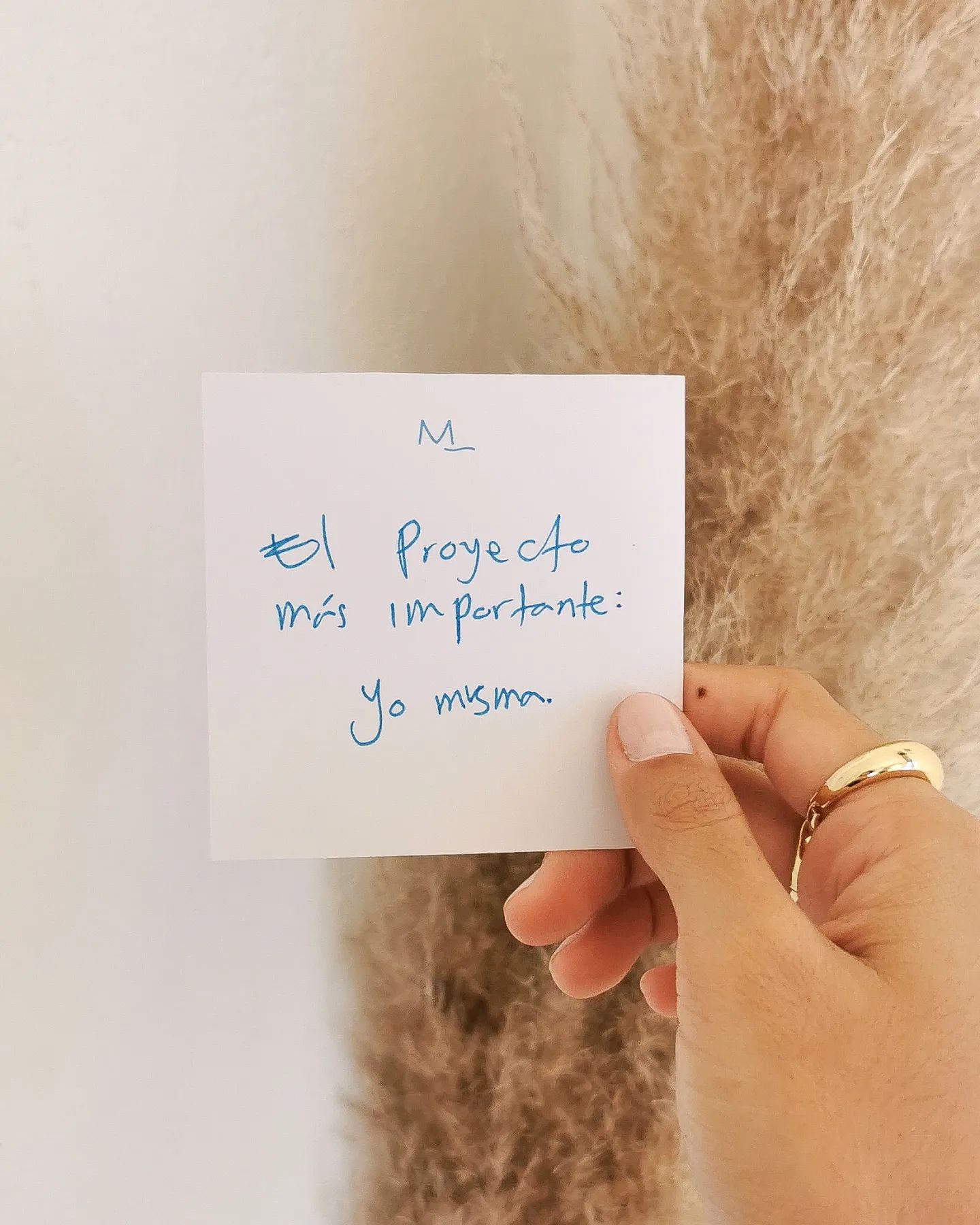 En este viaje llamado vida, estoy decidida a ser mi obra maestra en constante evolución. Cada capítulo, cada desafío es 