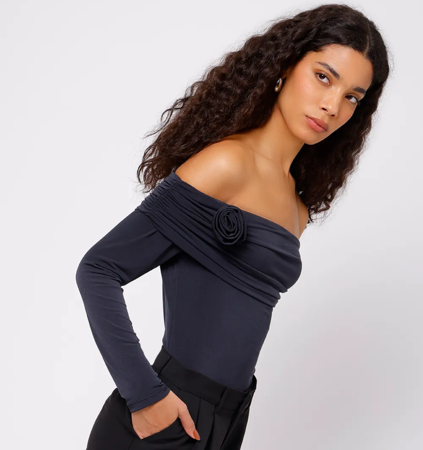 Blusa ombro a ombro mindset preta thumbnail