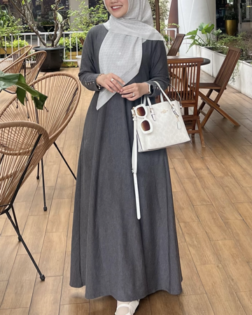 90. Knitt dress thumbnail